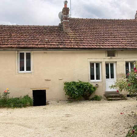 Gite Des Bons Voisins Marigny-le-Cahouet 外观 照片